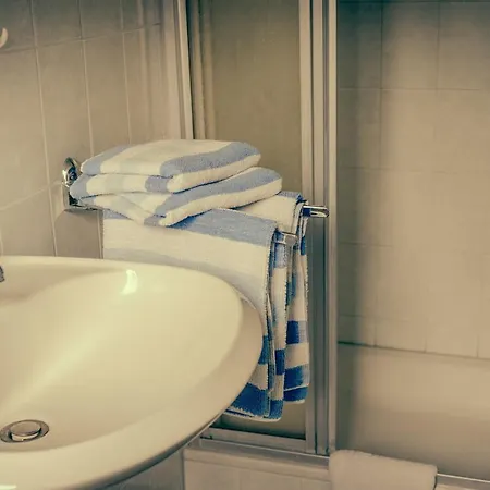 Inselgaestehaus-erna بوتبوس