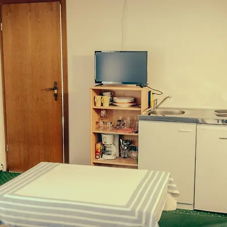 بيت ضيافة Inselgaestehaus-erna بوتبوس